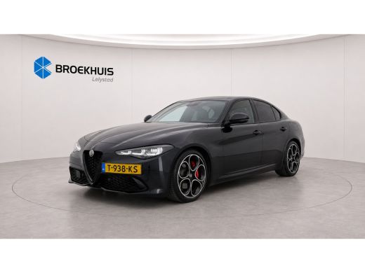 Alfa Romeo Giulia 2.0 TURBO 280PK AWD SPRINT NAVI / LEDER / FULL-LED / KEYLESS / 19" LMV / CAMERA / ADAPT. CRUISE /... ActivLease financial lease