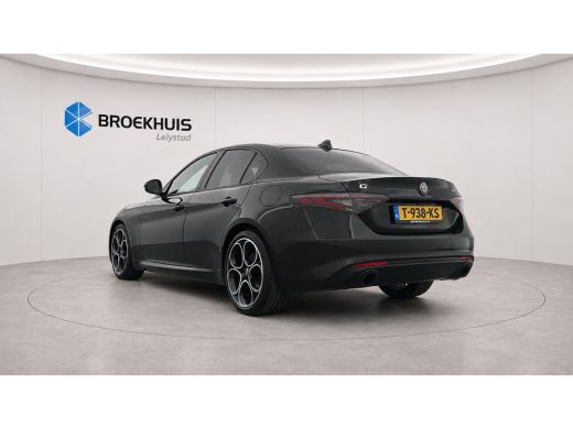 Alfa Romeo Giulia 2.0 TURBO 280PK AWD SPRINT NAVI / LEDER / FULL-LED / KEYLESS / 19" LMV / CAMERA / ADAPT. CRUISE /... ActivLease financial lease