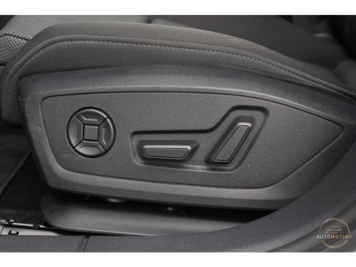 Audi A3 Sportback 45 TFSIe S line Competition PANO MAXTON MATRIX CAMERA KEYLESS ActivLease financial lease