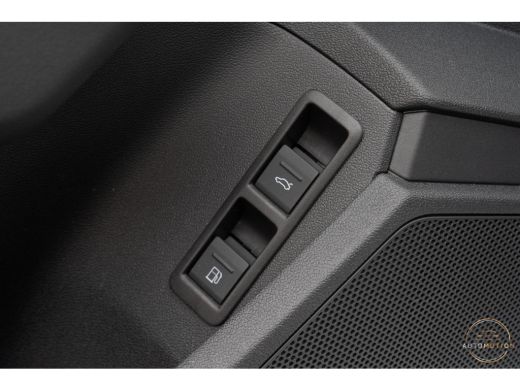 Audi A3 Sportback 45 TFSIe S line Competition PANO MAXTON MATRIX CAMERA KEYLESS ActivLease financial lease