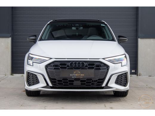 Audi A3 Sportback 45 TFSIe S line Competition PANO MAXTON MATRIX CAMERA KEYLESS ActivLease financial lease