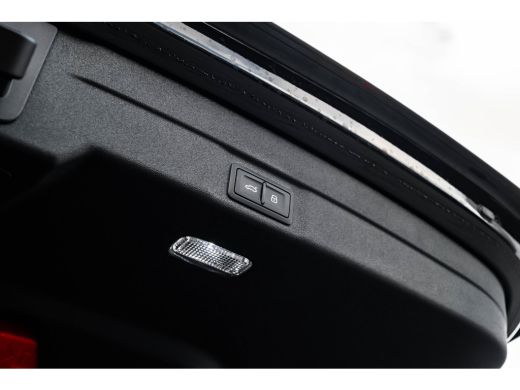 Audi A5 Avant S edition e-hybrid 299 pk | 3-zone climatronic | 360&deg;-camera | 4-voudig verstelbare lendens... ActivLease financial lease