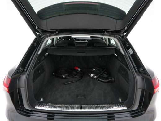 Audi e-tron 55 Quattro Edition 95 kWh [3-Fase-11kW] {SoH-95%} (INCL-BTW) *HEATPUMP | FULL-LED | HEATED-COMFOR... ActivLease financial lease