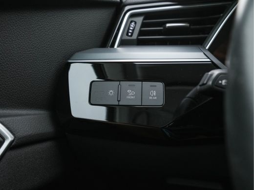 Audi e-tron 55 Quattro Edition 95 kWh [3-Fase-11kW] {SoH-95%} (INCL-BTW) *HEATPUMP | FULL-LED | HEATED-COMFOR... ActivLease financial lease