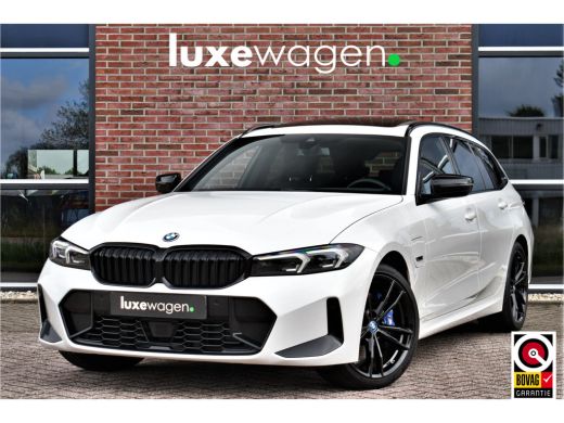 BMW 3 Serie Touring 320e xDrive M-Sport Pro Pano ACC Trekh El-zetels H/K 19inch ActivLease financial lease