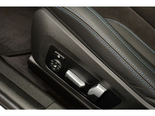 BMW 3 Serie Touring 320e xDrive M-Sport Pro Pano ACC Trekh El-zetels H/K 19inch ActivLease financial lease