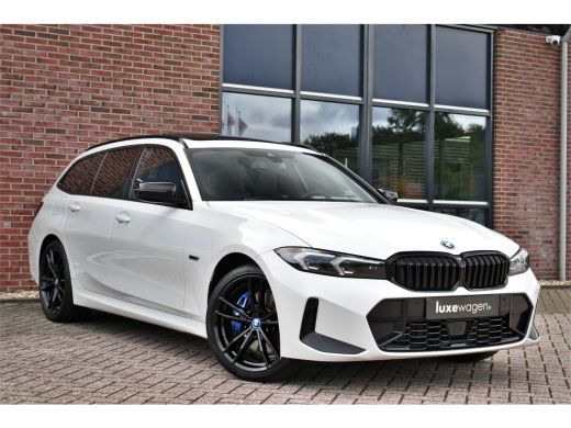 BMW 3 Serie Touring 320e xDrive M-Sport Pro Pano ACC Trekh El-zetels H/K 19inch ActivLease financial lease