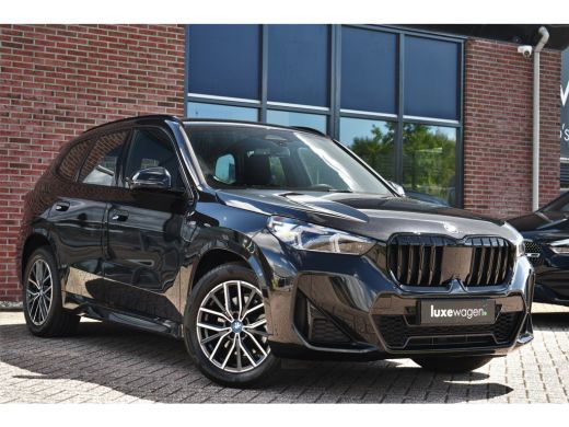 BMW X1 xDrive25e M-Sport Premium ACC-voorbereiding 18inch Camera AC-Snelladen ActivLease financial lease