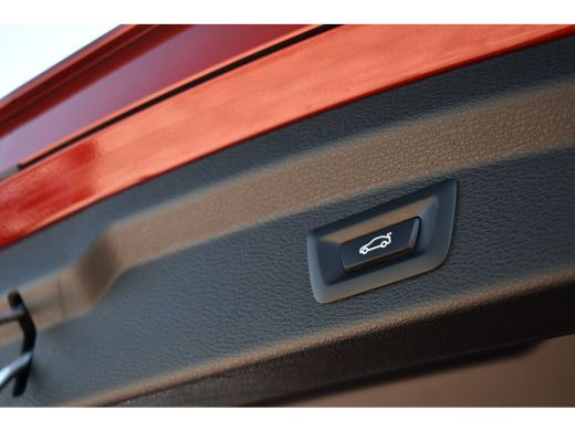 BMW X2 xDrive25e M-Sport | Sunset Orange | ACC | Leder | Elek-klep ActivLease financial lease