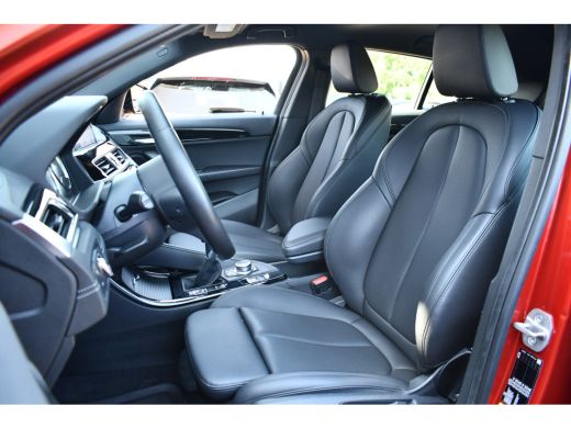 BMW X2 xDrive25e M-Sport | Sunset Orange | ACC | Leder | Elek-klep ActivLease financial lease