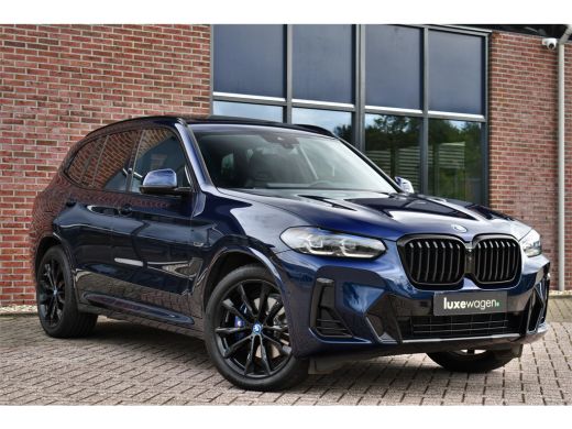 BMW X3 xDrive30e M-Sport M-zetels Pano HUD 360-cam Adp-demping 20inch ActivLease financial lease