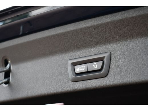 BMW X3 xDrive30e M-Sport M-zetels Pano HUD 360-cam Adp-demping 20inch ActivLease financial lease