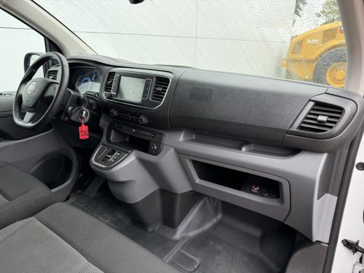 Fiat E-Scudo 50 kWh 136PK Elektrisch! L1 223km WLTP 94,9% (SOH) Snelladen Climate control Cruise control Carpl... ActivLease financial lease