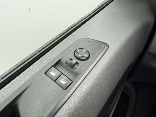 Fiat E-Scudo 50 kWh 136PK Elektrisch! L1 223km WLTP 94,9% (SOH) Snelladen Climate control Cruise control Carpl... ActivLease financial lease