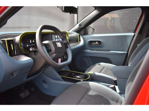 Fiat Grande Panda 1.2 Hybrid Icon Style Automaat 8 Jaar garantie! | Navigatie by App | Parkeersensoren v/a | Cruise... ActivLease financial lease