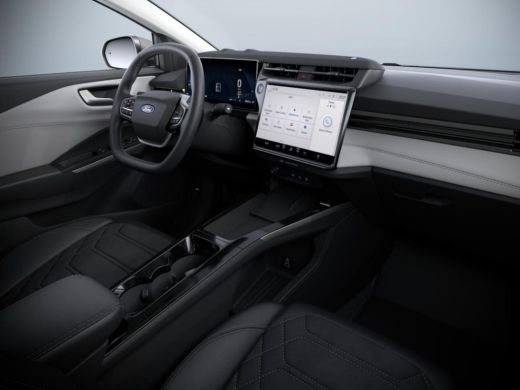 Ford Puma Gen-E Premium 47 kWh | Achteruitrijcamera | Bang & Olufsen Sound System | Binnenspiegel automatisch dim... ActivLease financial lease