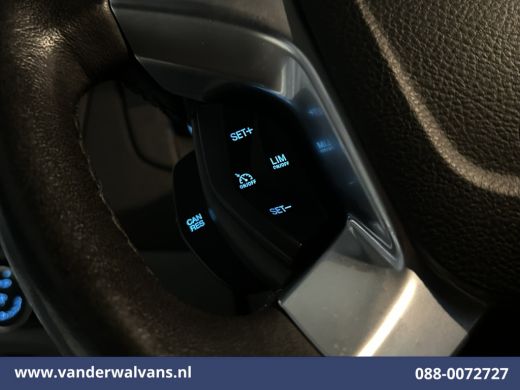 Ford Transit 2.0 TDCI L2H2 Euro6 Airco | Imperiaal | 2800kg Trekhaak | Cruisecontrol | Stoelverwarming Elektri... ActivLease financial lease