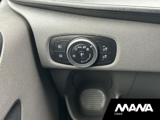 Ford Transit Custom 300 2.0 TDCI L2H1 Automaat Airco Cruise Sensoren Stoelverwarming ActivLease financial lease