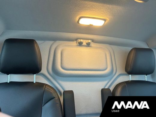Ford Transit Custom 300 2.0 TDCI L2H1 Automaat Airco Cruise Sensoren Stoelverwarming ActivLease financial lease