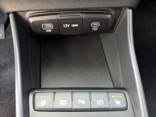 Hyundai i20 1.0 T-GDI 100pk Premium | Carplay | Climate control | Cruise control | Stoel/stuurverwarming | Ca... ActivLease financial lease