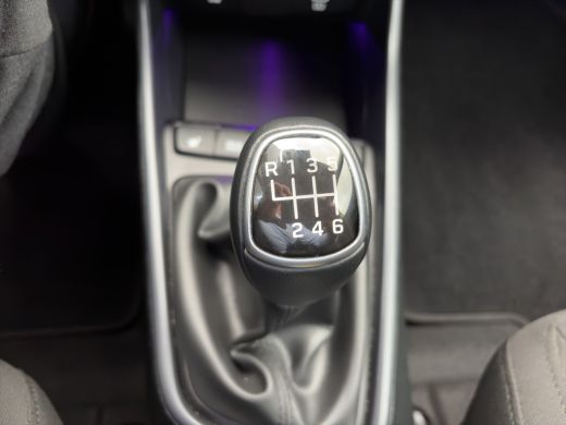 Hyundai i20 1.0 T-GDI 100pk Premium | Carplay | Climate control | Cruise control | Stoel/stuurverwarming | Ca... ActivLease financial lease