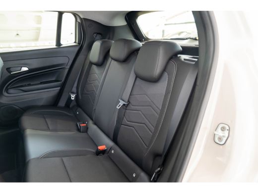 Jeep Avenger 54 KWH Summit | 8 Jaar Garantie | Warmtepomp | Winterpack | Infotainment pakket | Camera | LED | ... ActivLease financial lease