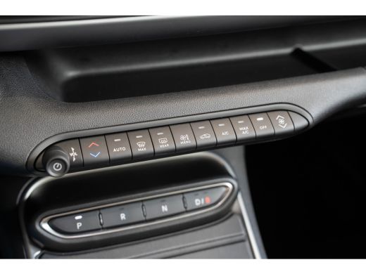 Jeep Avenger 54 KWH Summit | 8 Jaar Garantie | Warmtepomp | Winterpack | Infotainment pakket | Camera | LED | ... ActivLease financial lease