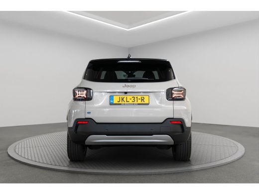 Jeep Avenger 54 KWH Summit | 8 Jaar Garantie | Warmtepomp | Winterpack | Infotainment pakket | Camera | LED | ... ActivLease financial lease
