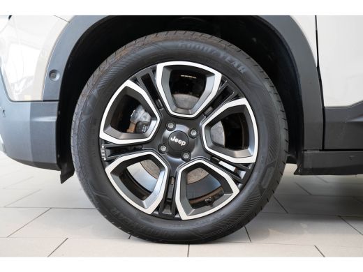 Jeep Avenger 54 KWH Summit | 8 Jaar Garantie | Warmtepomp | Winterpack | Infotainment pakket | Camera | LED | ... ActivLease financial lease
