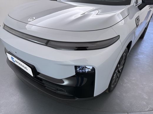 Leapmotor B10 Design ProMax 67.1 kWh | &euro;1500,- korting !! | Vanaf &euro;499,- Private Lease per maand ! | Panoramada... ActivLease financial lease