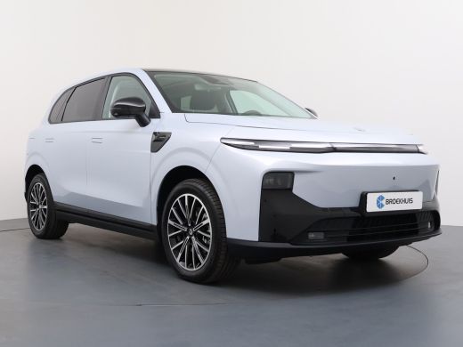 Leapmotor B10 Design ProMax 67.1 kWh | &euro;1500,- korting !! | Vanaf &euro;499,- Private Lease per maand ! | Panoramada... ActivLease financial lease