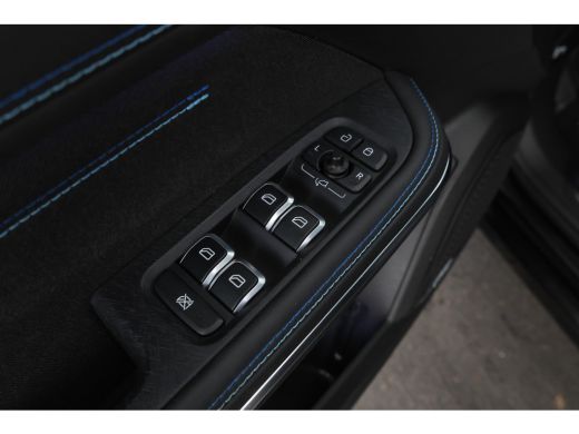 Lynk & Co 01 1.5 Zwarte hemel, Panorama, Full Black! ActivLease financial lease