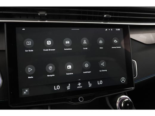 Lynk & Co 01 1.5 Zwarte hemel, Panorama, Full Black! ActivLease financial lease