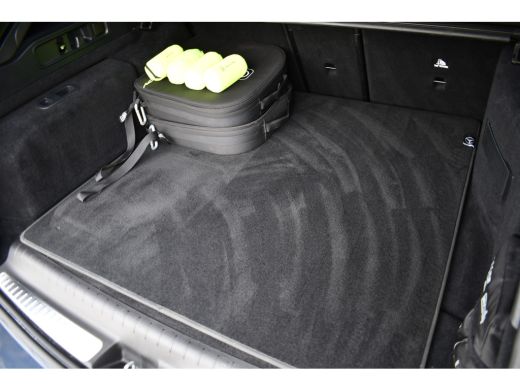 Mercedes-Benz C-Klasse Estate 300 e AMG Line Pano Distr HUD 360 Burm Massage+Ventilatie ActivLease financial lease