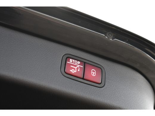 Mercedes-Benz C-Klasse Estate 300 e AMG Line Pano Distr HUD 360 Burm Massage+Ventilatie ActivLease financial lease