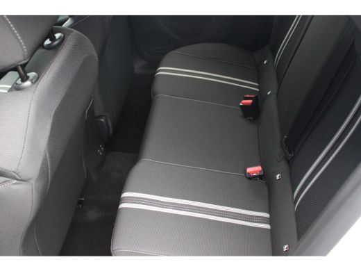 Opel Corsa GS | Achteruitrijcamera 130&deg; | Dode hoek waarschuwing | IntelliLux LED Matrix-verlichting, inclus... ActivLease financial lease