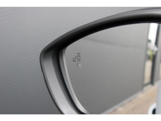Opel Corsa GS | Achteruitrijcamera 130&deg; | Dode hoek waarschuwing | IntelliLux LED Matrix-verlichting, inclus... ActivLease financial lease