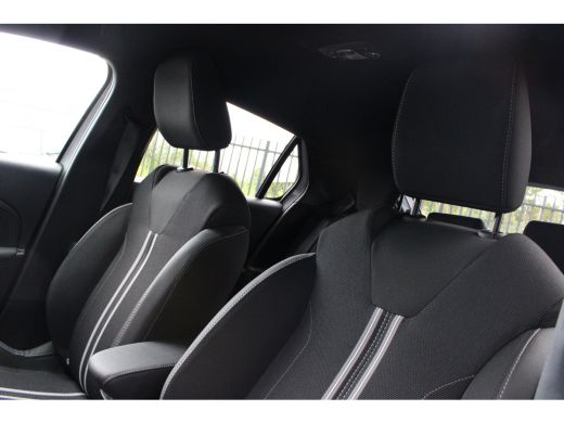 Opel Corsa GS | Achteruitrijcamera 130&deg; | Dode hoek waarschuwing | IntelliLux LED Matrix-verlichting, inclus... ActivLease financial lease