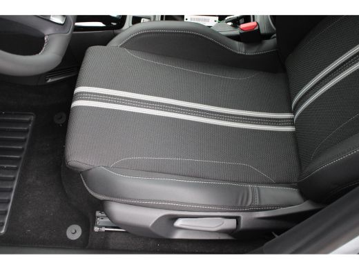 Opel Corsa GS | Achteruitrijcamera 130&deg; | Dode hoek waarschuwing | IntelliLux LED Matrix-verlichting, inclus... ActivLease financial lease