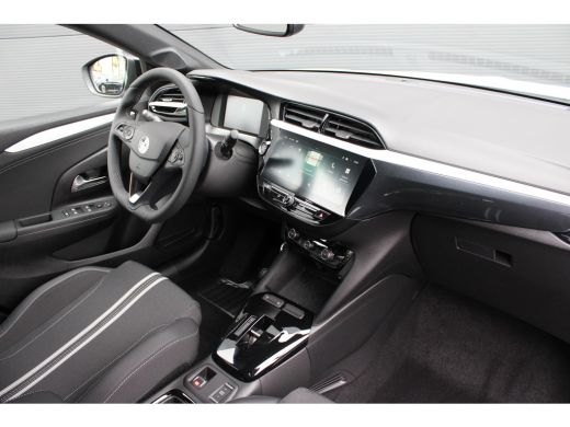 Opel Corsa GS | Achteruitrijcamera 130&deg; | Dode hoek waarschuwing | IntelliLux LED Matrix-verlichting, inclus... ActivLease financial lease