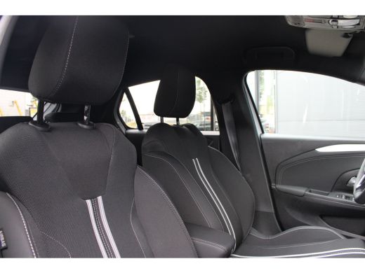 Opel Corsa GS | Achteruitrijcamera 130&deg; | Dode hoek waarschuwing | IntelliLux LED Matrix-verlichting, inclus... ActivLease financial lease