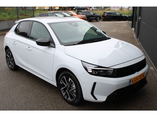 Opel Corsa GS | Achteruitrijcamera 130&deg; | Dode hoek waarschuwing | IntelliLux LED Matrix-verlichting, inclus... ActivLease financial lease