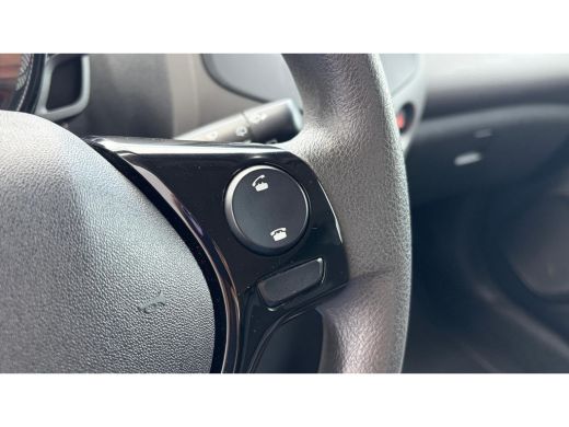 Peugeot 108 1.0 E-VTI 72PK 5-DRS ACTIVE / AIRCO / LED / BLUETOOTH / PACK PREMIUM / 1E EIGENAAR !! ActivLease financial lease