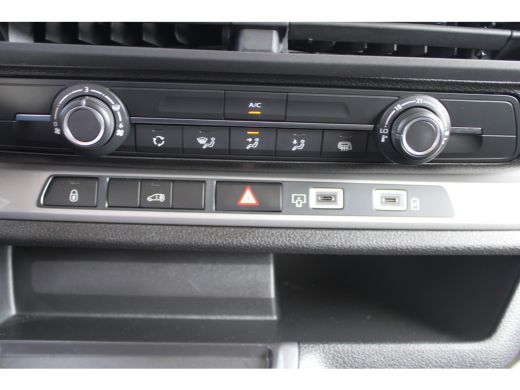 Peugeot e-Expert L3 75 kWh | 8 JAAR GARANTIE | CAMERA | NAVI | DRAADLOOS CARPLAY | COMFORT WAND | ActivLease financial lease