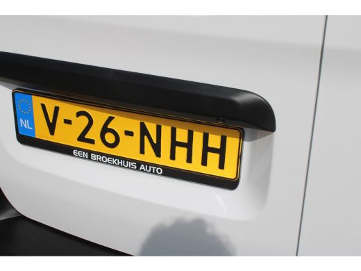 Peugeot e-Expert L3 75 kWh | 8 JAAR GARANTIE | CAMERA | NAVI | DRAADLOOS CARPLAY | COMFORT WAND | ActivLease financial lease