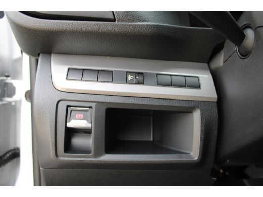 Peugeot e-Expert L3 75 kWh | 8 JAAR GARANTIE | CAMERA | NAVI | DRAADLOOS CARPLAY | COMFORT WAND | ActivLease financial lease