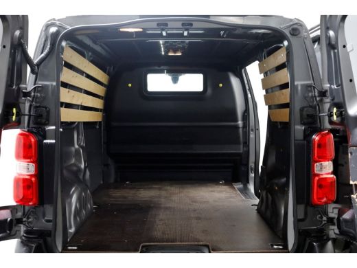 Peugeot Expert 2.0 BlueHDI 145pk Automaat Premium Airco/Carplay/Cruise Control 05-2022 ActivLease financial lease