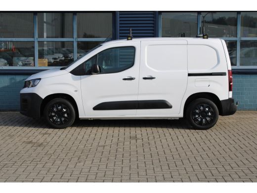 Peugeot Partner 1.5 100 PK | 3-ZITS | 2X SCHUIFDEUR | TREKHAAK | APPLE CARPLAY/ANDROID AUTO | ActivLease financial lease
