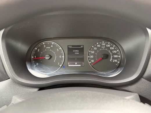 Renault Master 2.3 dCi 135 PK / PICK UP / 27.239 KM! / 7-PERS DUBBELE CABINE / IMPERIAAL / 2.5 TONS TREKHAAK / A... ActivLease financial lease