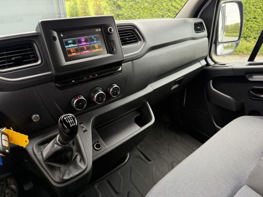 Renault Master 2.3 dCi 135 PK / PICK UP / 27.239 KM! / 7-PERS DUBBELE CABINE / IMPERIAAL / 2.5 TONS TREKHAAK / A... ActivLease financial lease